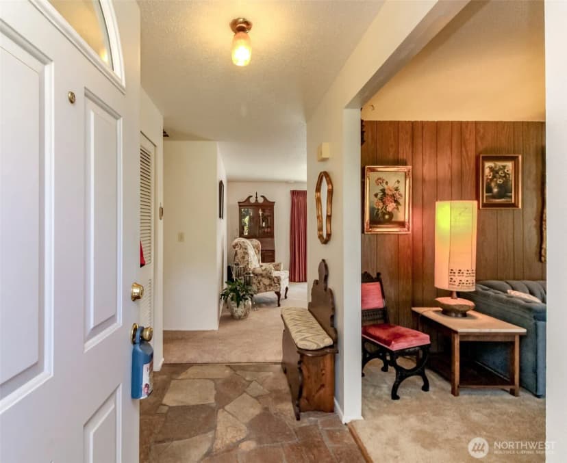 Property photo for 10526 Wauna Street Sw, Lakewood photo 7
