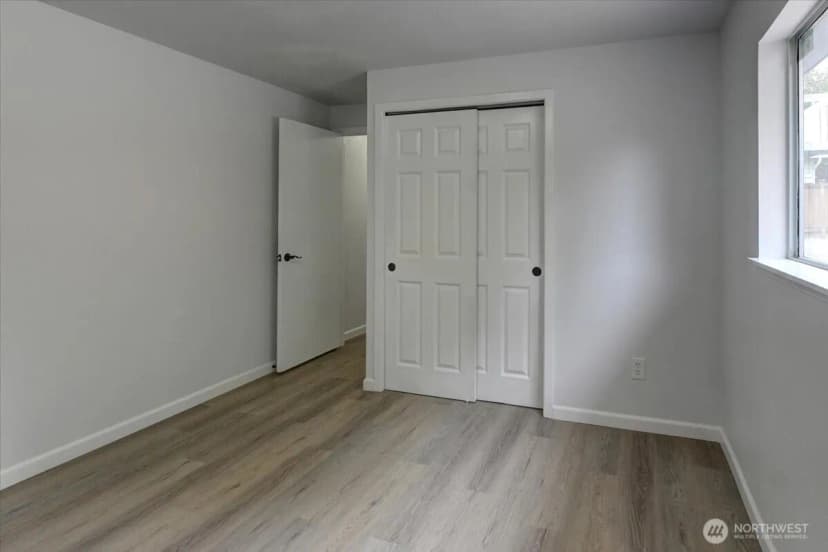 Property photo for 32837 17th Avenue Sw, Federal Way photo 22
