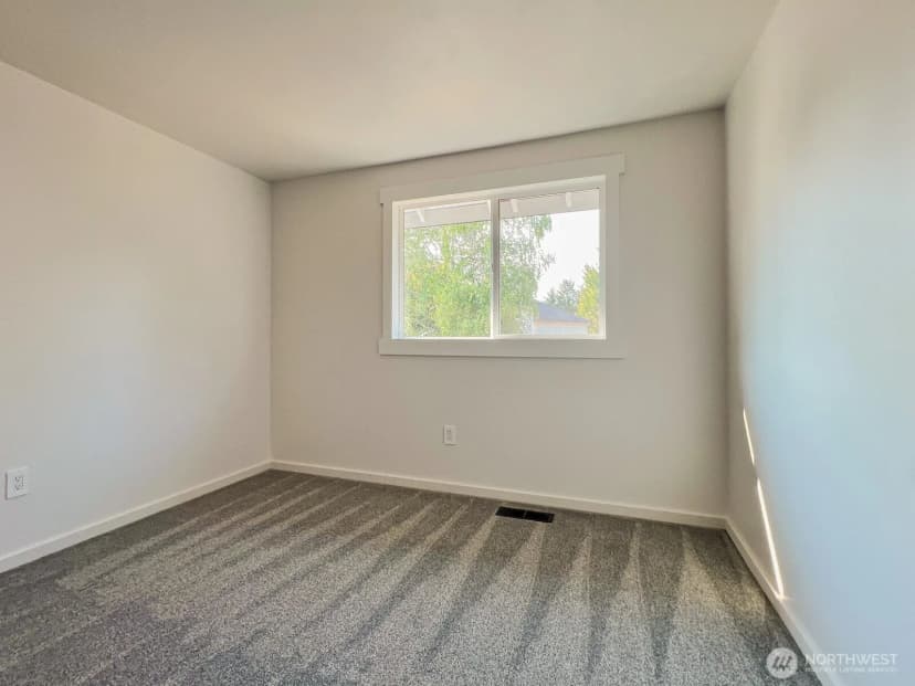 Property photo for 27039 191st Place Se, Covington photo 30