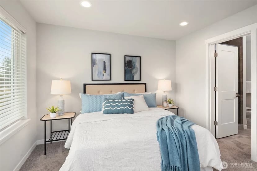 Property photo for 1202 Ne 180th Street #b, Shoreline photo 18