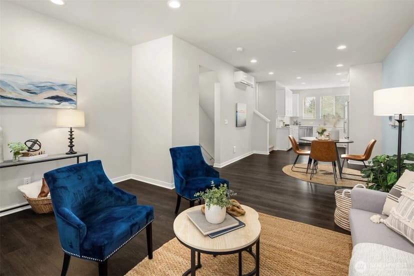 Property photo for 1202 Ne 180th Street #b, Shoreline photo 6