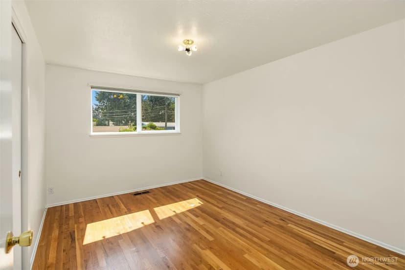 Property photo for 2352 N 192nd Street, Shoreline photo 21