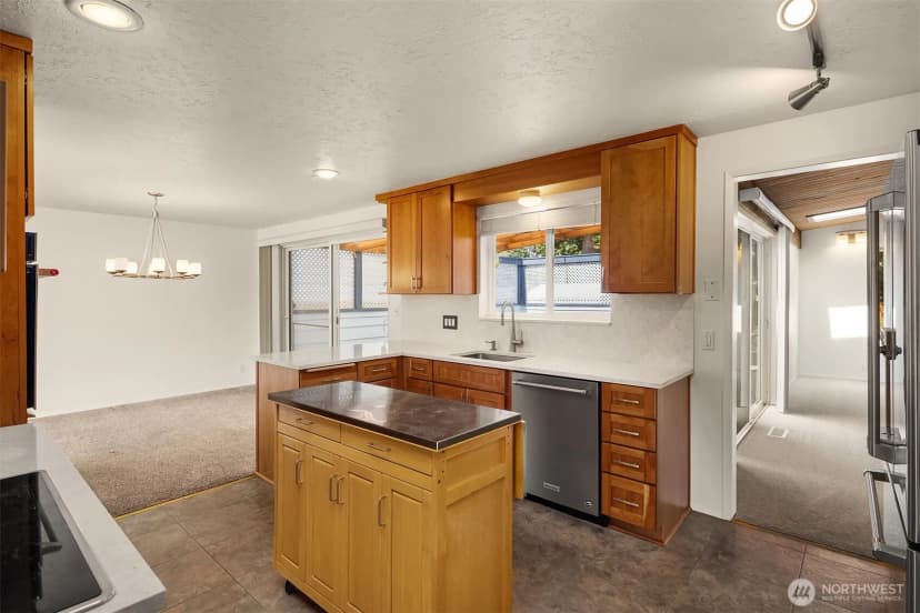 Property photo for 2352 N 192nd Street, Shoreline photo 12