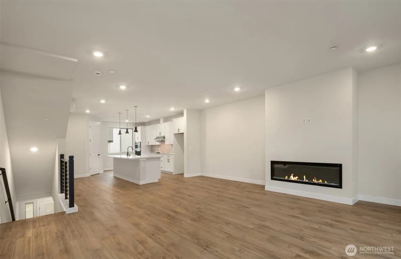 Property photo for 26547 Ne 143rd Circle Ne #9-c, Duvall photo 6