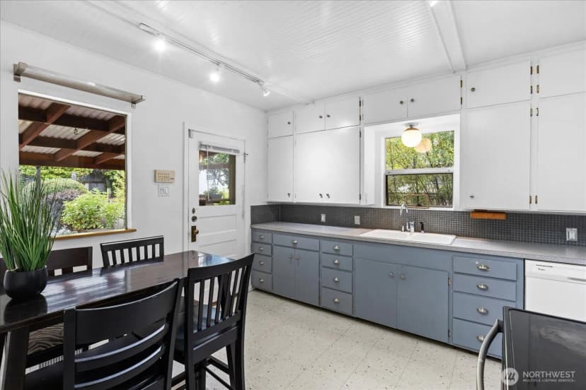 Property photo for 5608 7th Avenue Nw, Seattle photo 11