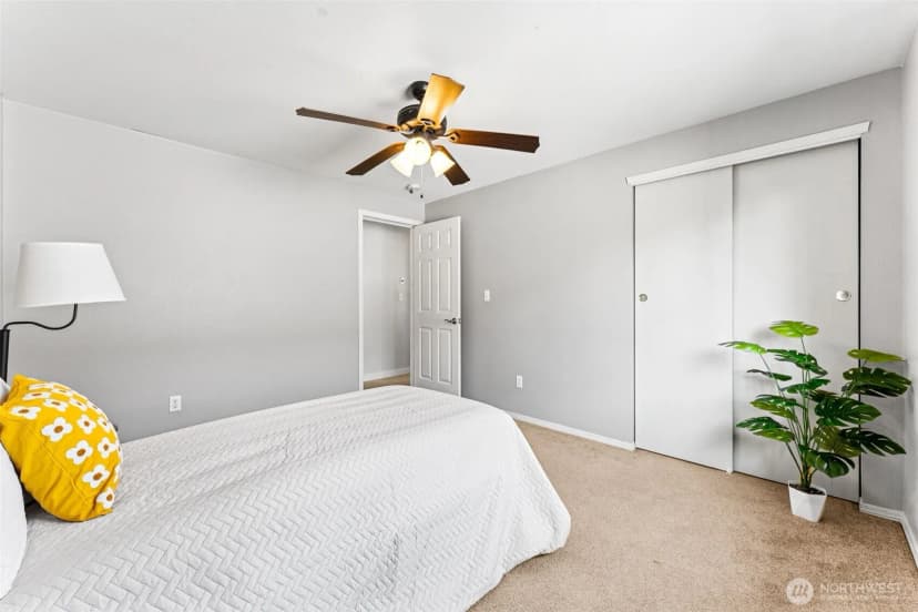Property photo for 351 Stonewood Place, Bremerton photo 17