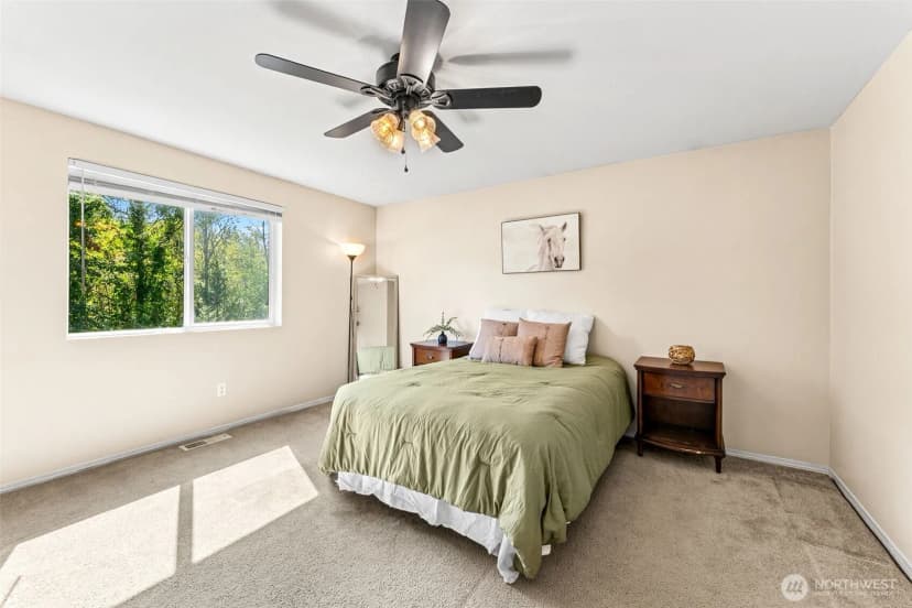 Property photo for 351 Stonewood Place, Bremerton photo 12
