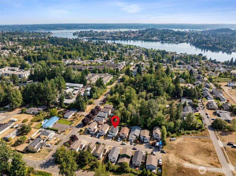 Property photo for 351 Stonewood Place, Bremerton photo 29