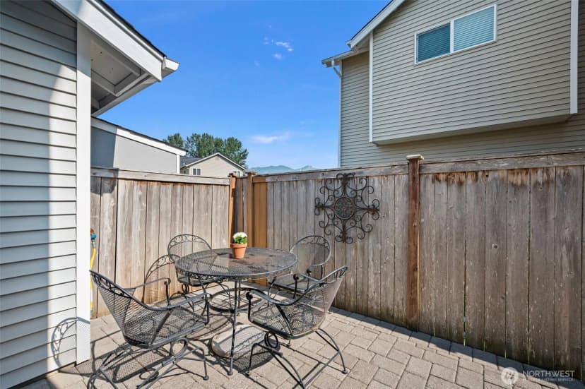 Property photo for 7828 Cortland Avenue Se, Snoqualmie photo 22