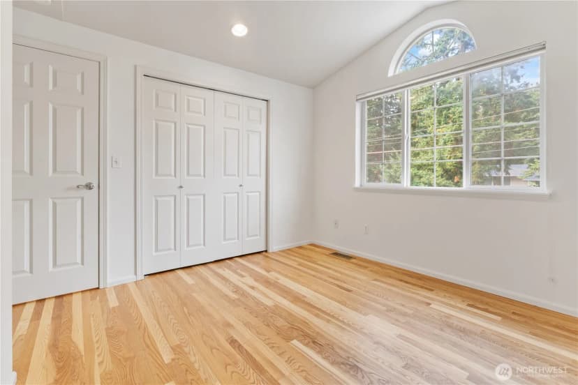 Property photo for 8822 116th Avenue Se, Newcastle photo 34