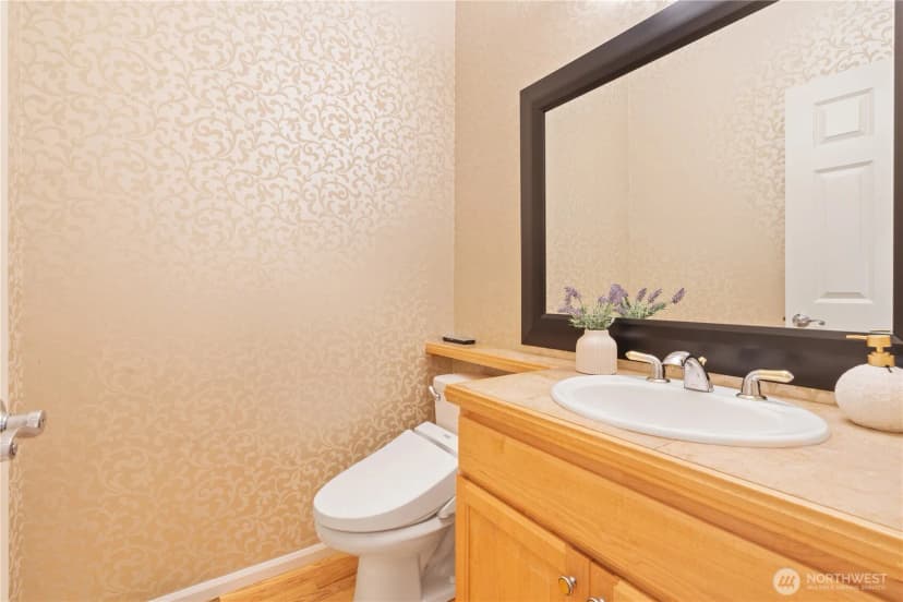 Property photo for 8822 116th Avenue Se, Newcastle photo 21
