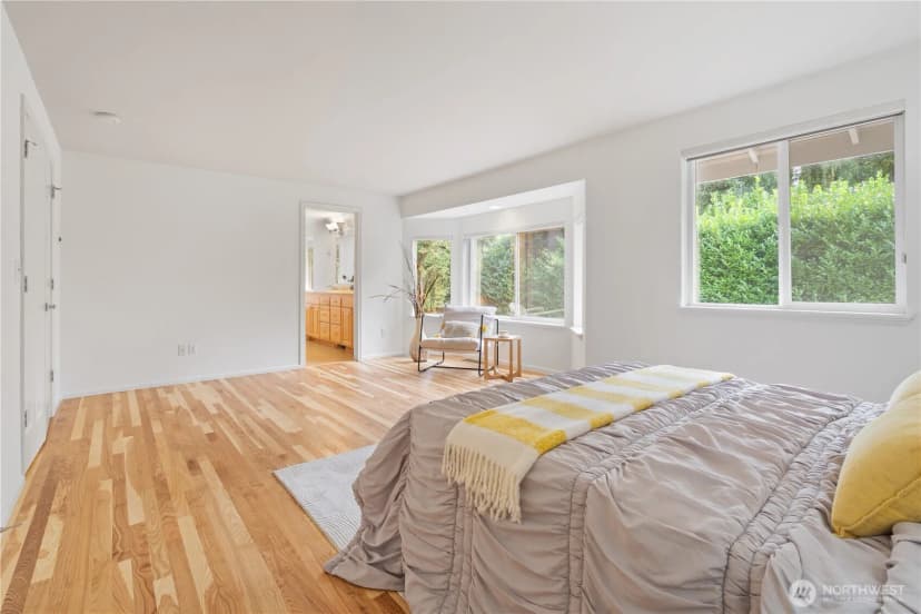 Property photo for 8822 116th Avenue Se, Newcastle photo 27