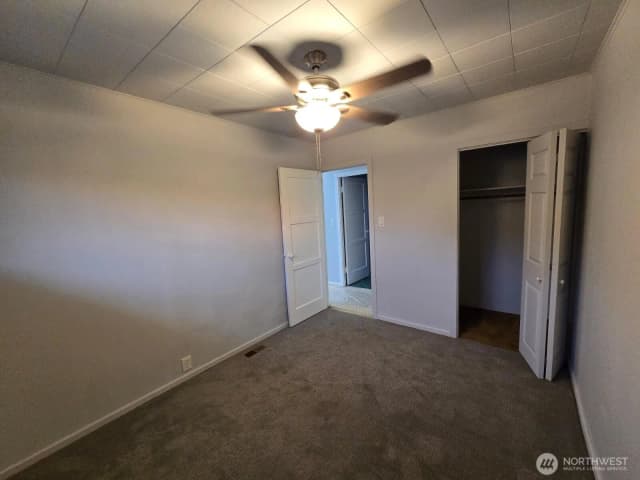 Property photo for 15404 Meadow Road, Lynnwood photo 4