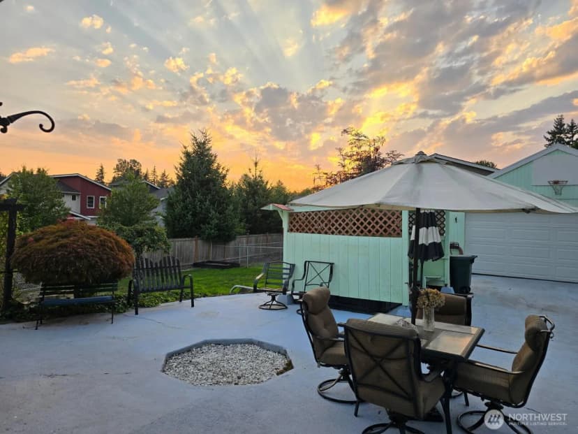 Property photo for 15404 Meadow Road, Lynnwood photo 13