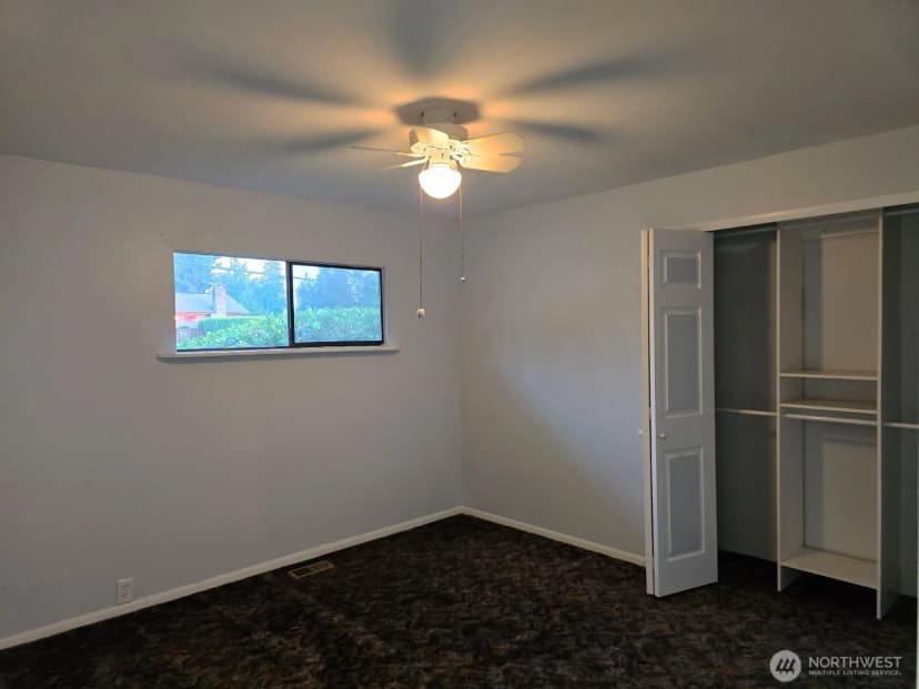 Property photo for 15404 Meadow Road, Lynnwood photo 11
