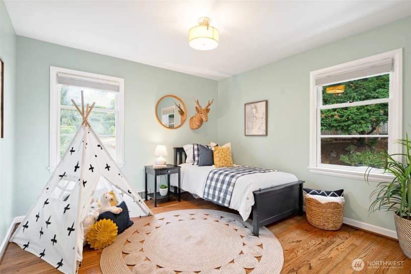 Property photo for 5223 56th Avenue S, Seattle photo 18