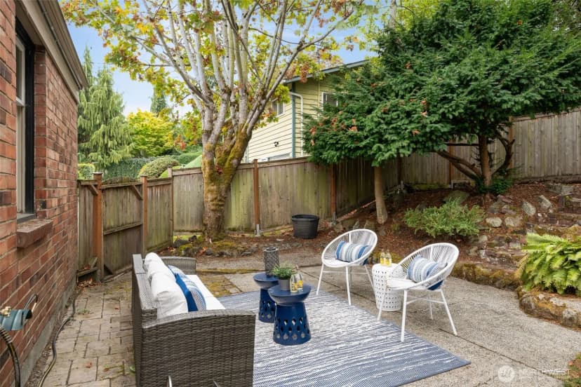 Property photo for 5223 56th Avenue S, Seattle photo 31