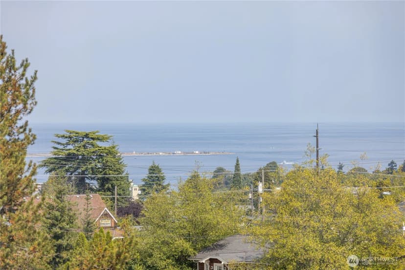 Property photo for 234 W Hancock Avenue, Port Angeles photo 18