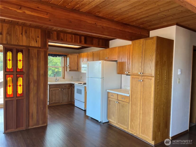 Property photo for 33408 J Place, Ocean Park photo 9