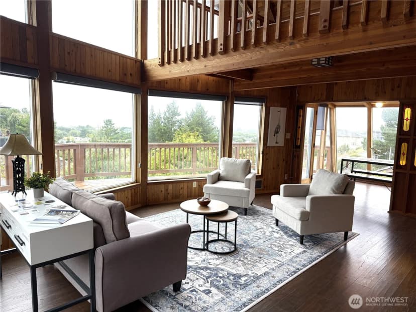 Property photo for 33408 J Place, Ocean Park photo 6