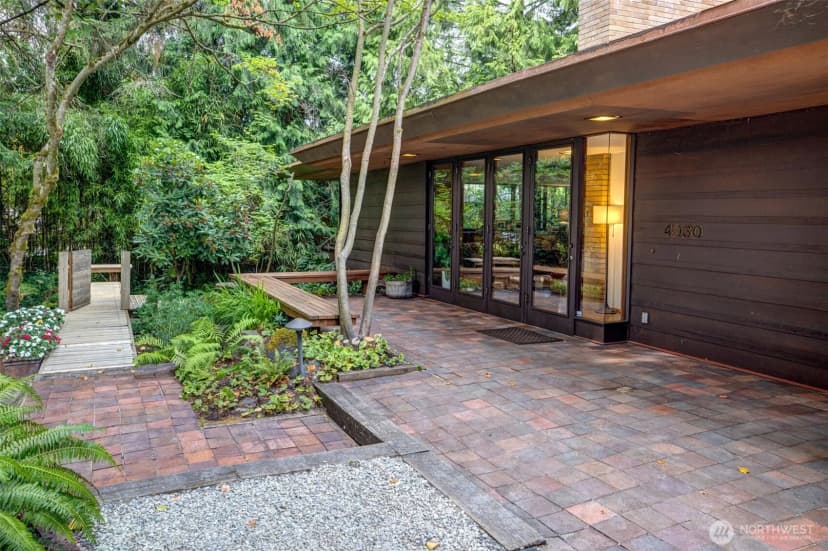 Property photo for 4030 Ne 104th Street, Seattle photo 28
