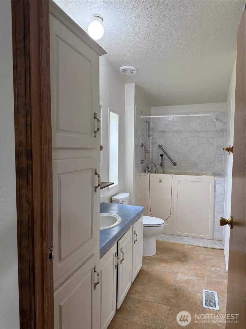 Property photo for 1710 263rd Street, Ocean Park photo 27