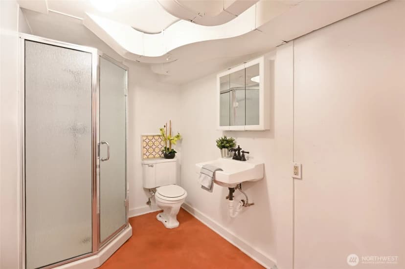 Property photo for 10723 23rd Avenue Ne, Seattle photo 23