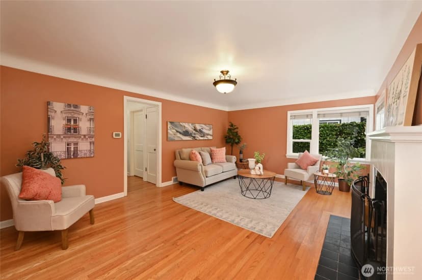 Property photo for 10723 23rd Avenue Ne, Seattle photo 5