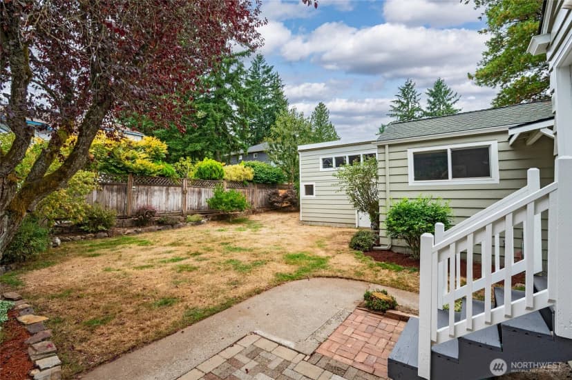 Property photo for 10723 23rd Avenue Ne, Seattle photo 28