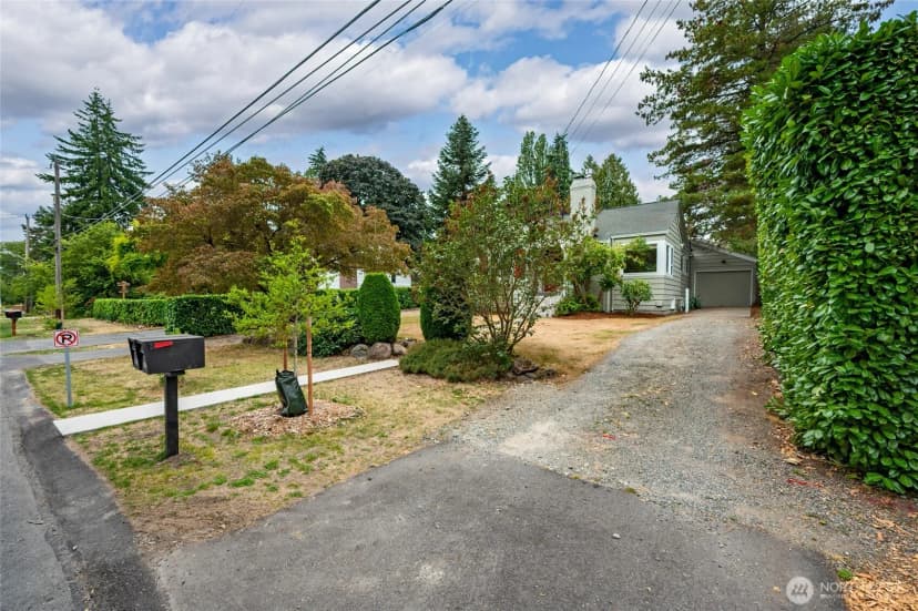 Property photo for 10723 23rd Avenue Ne, Seattle photo 37