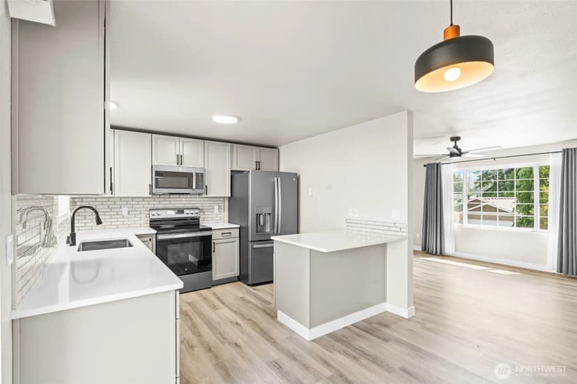 Property photo for 2017 201st St. E, Spanaway photo 10