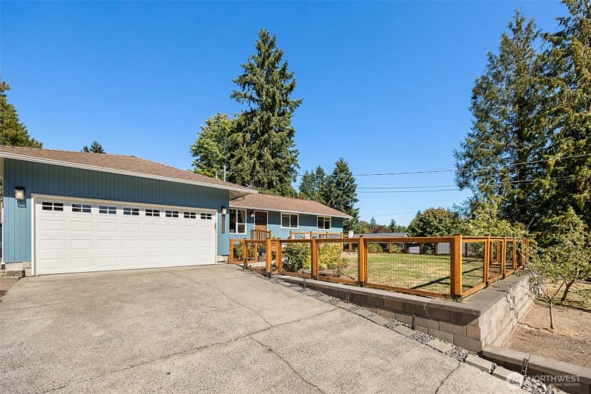 Property photo for 9236 Ne 191st Street, Bothell photo 3