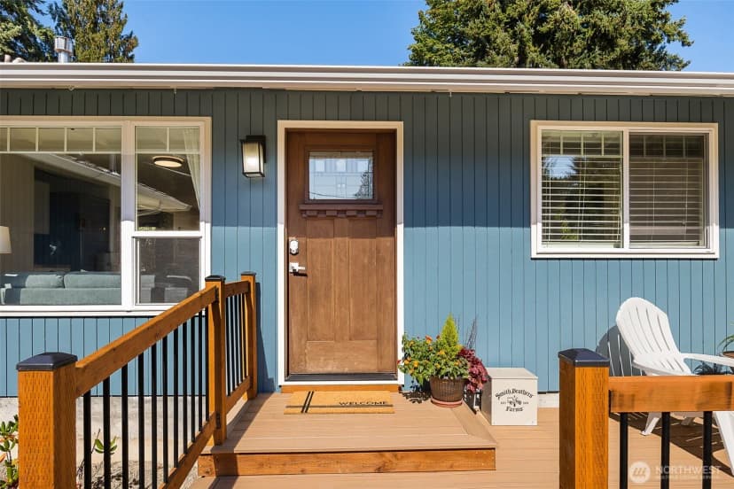 Property photo for 9236 Ne 191st Street, Bothell photo 2