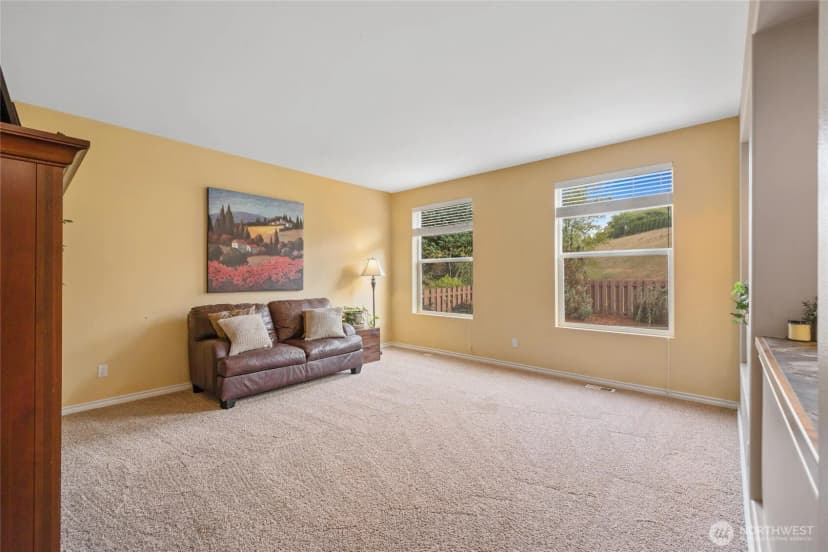 Property photo for 24618 Se 278th Street, Maple Valley photo 7