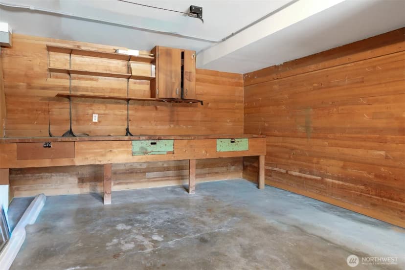 Property photo for 8056 28th Avenue Nw, Seattle photo 32