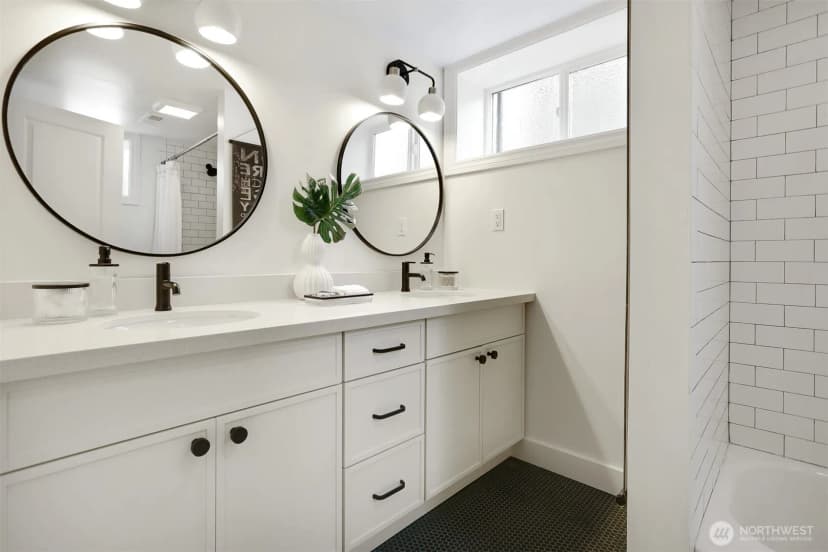 Property photo for 8056 28th Avenue Nw, Seattle photo 29