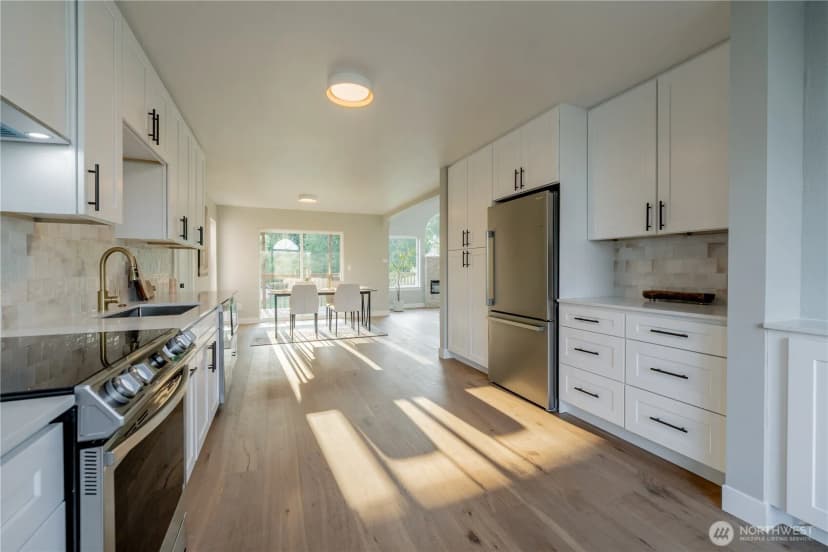 Property photo for 5003 Mission Road, Bellingham photo 11