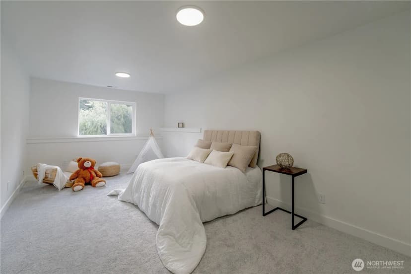 Property photo for 5003 Mission Road, Bellingham photo 31