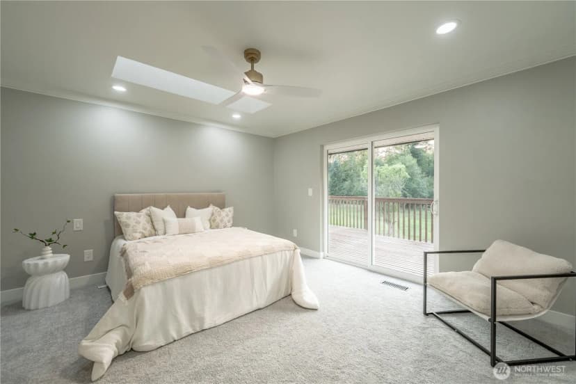 Property photo for 5003 Mission Road, Bellingham photo 16