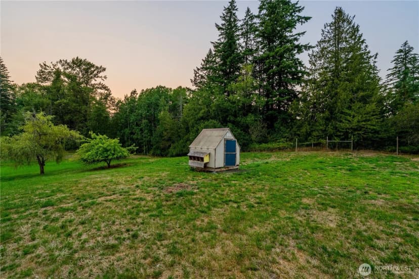 Property photo for 5003 Mission Road, Bellingham photo 36