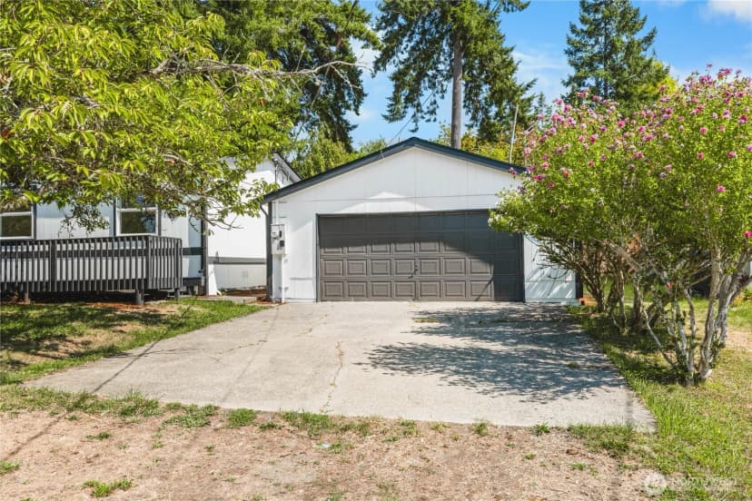 Property photo for 9928 Whitecap Drive Nw, Olympia