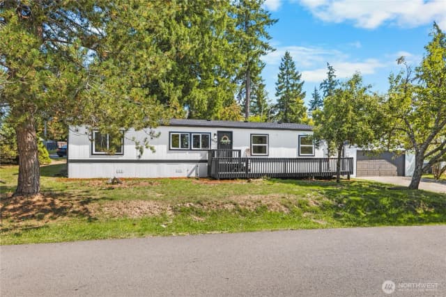 Property photo for 9928 Whitecap Drive Nw, Olympia photo 2