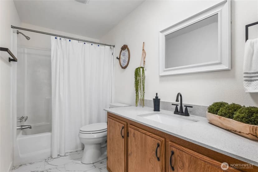 Property photo for 9928 Whitecap Drive Nw, Olympia photo 18