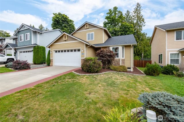 Property photo for 1537 E Gateway Heights Loop, Sedro Woolley
