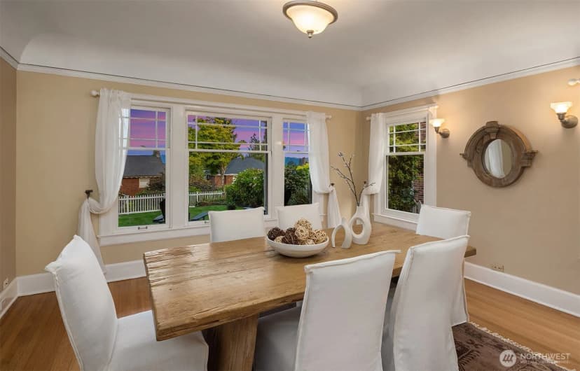 Property photo for 3333 Cascadia Avenue S, Seattle photo 12
