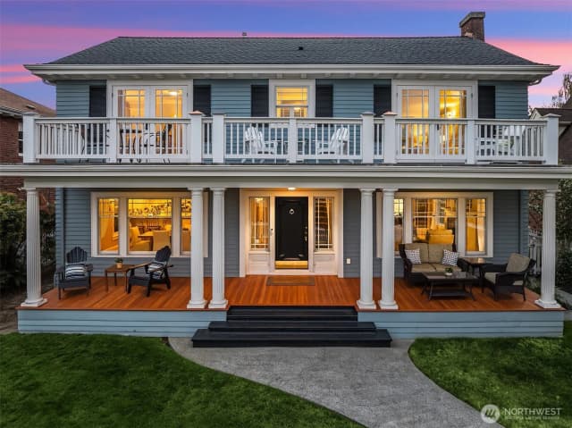 Property photo for 3333 Cascadia Avenue S, Seattle