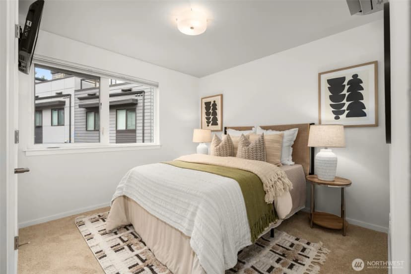 Property photo for 6454 Ne 181st Street #102, Kenmore photo 12