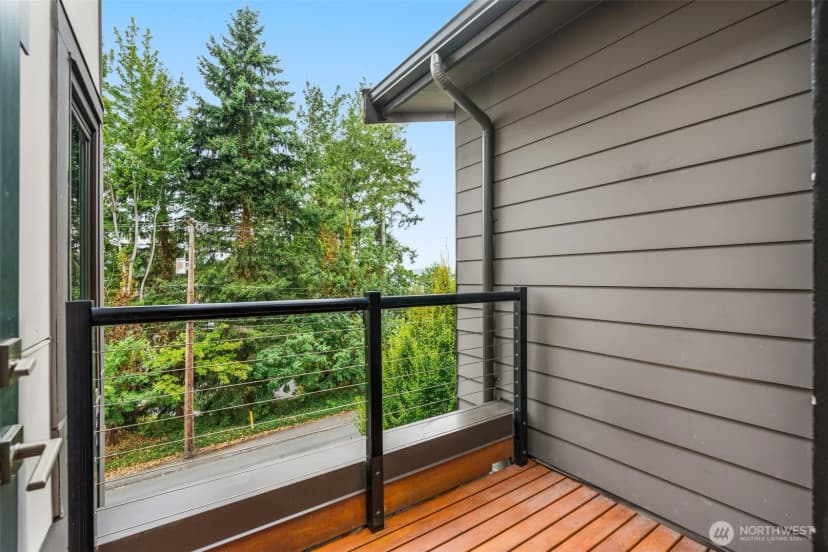 Property photo for 6454 Ne 181st Street #102, Kenmore photo 19