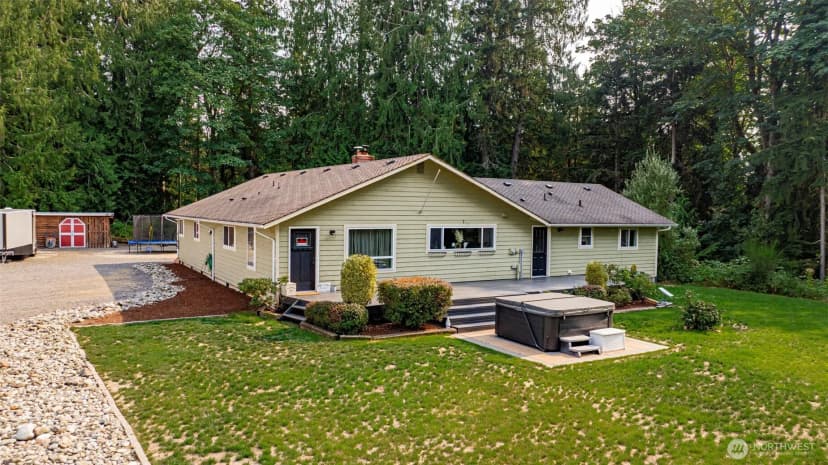Property photo for 9320 W Meadow Lake Drive, Snohomish