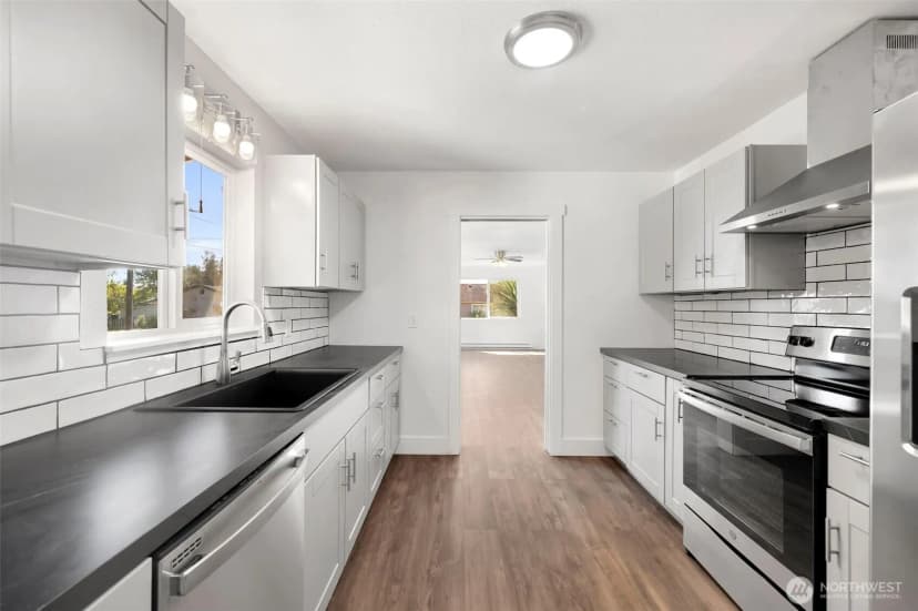 Property photo for 1900 W 5th Street, Aberdeen photo 11